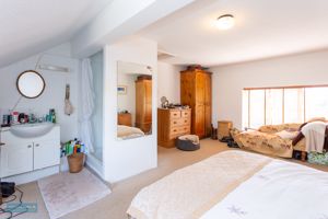 Phoenix House - Bedroom- click for photo gallery